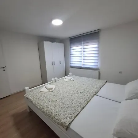 Nadia Apartman
